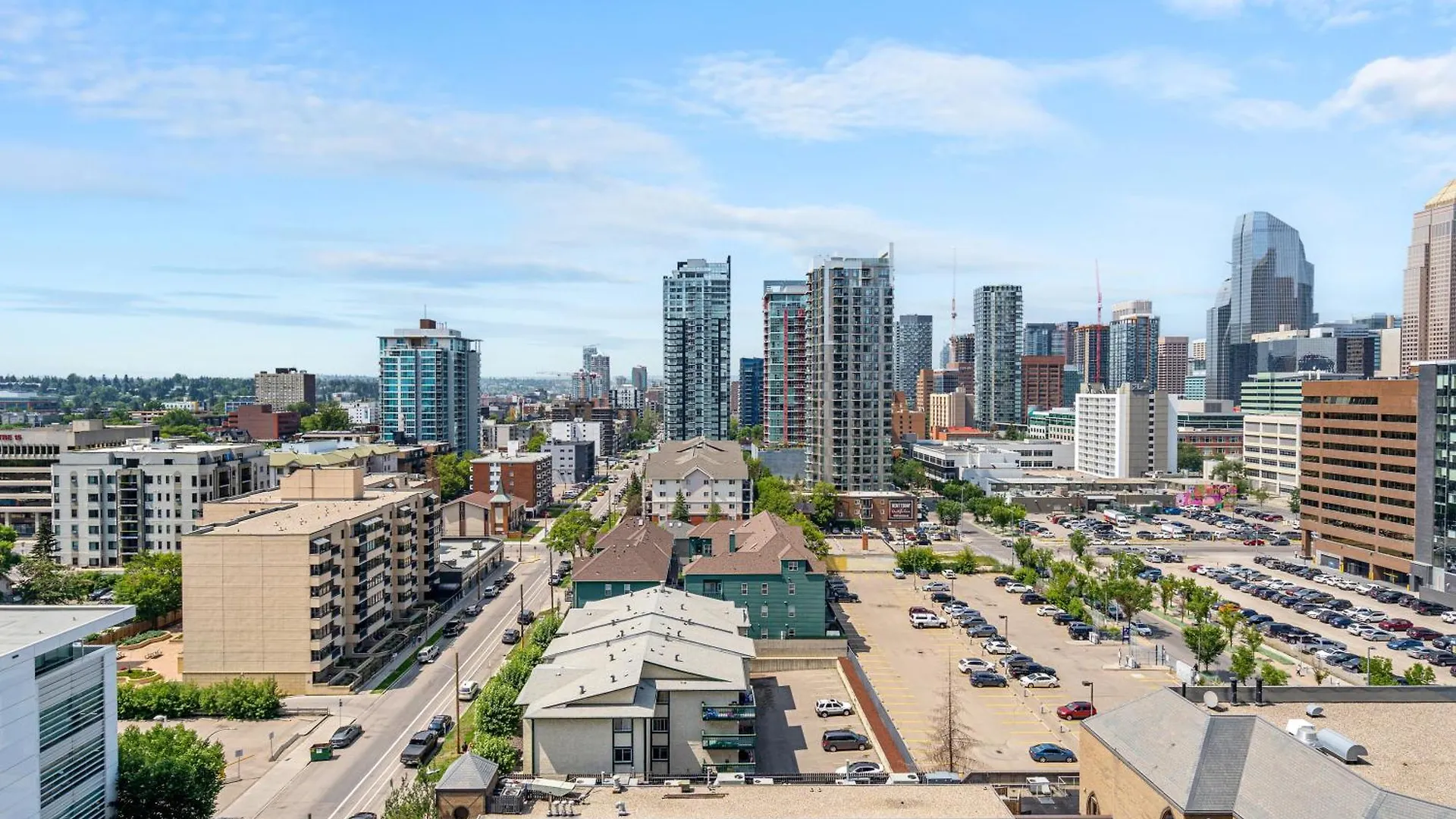 City Centre Retreat - 1Br Condo With Desk YYC